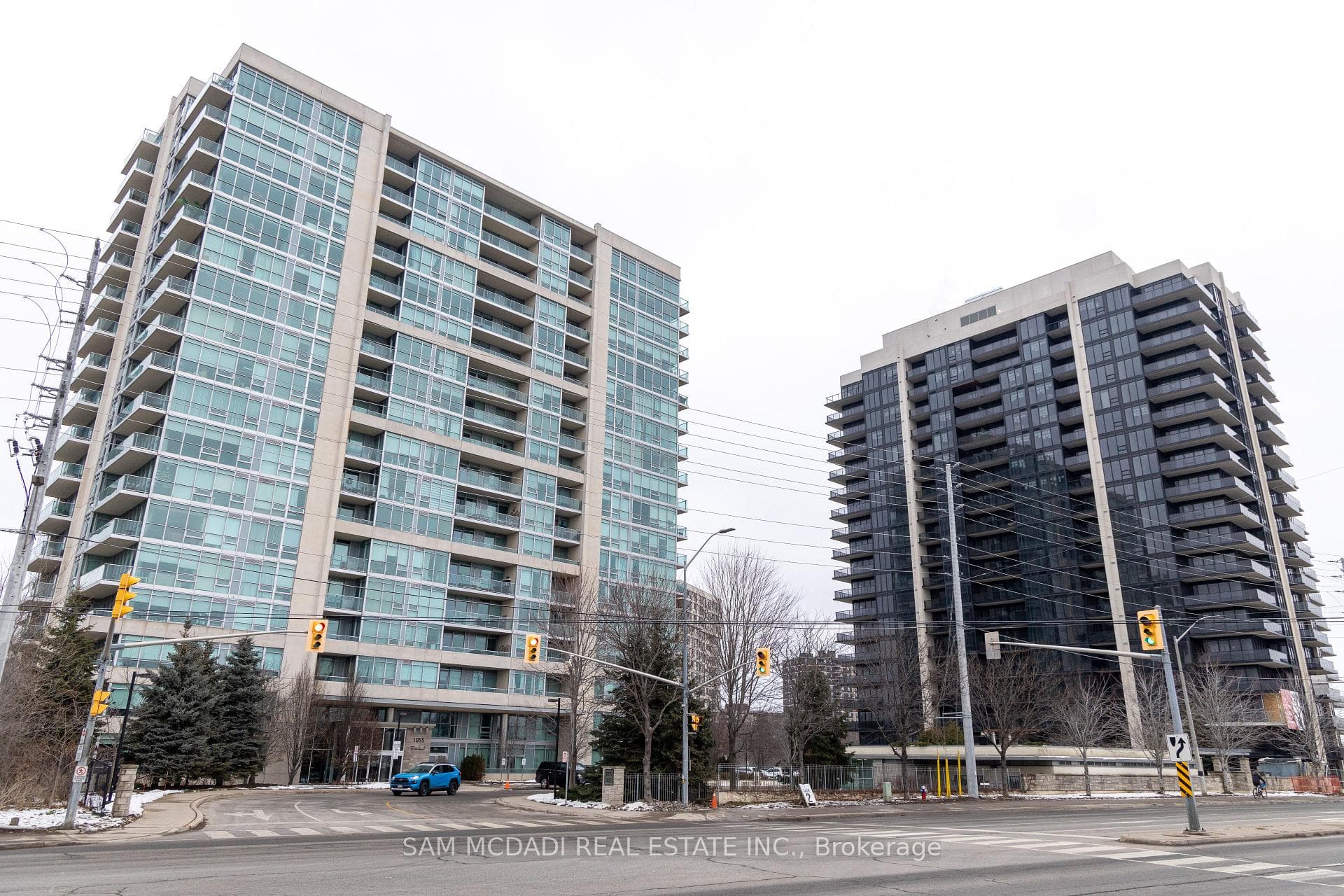 1035 Southdown Road Unit 903 photo 16