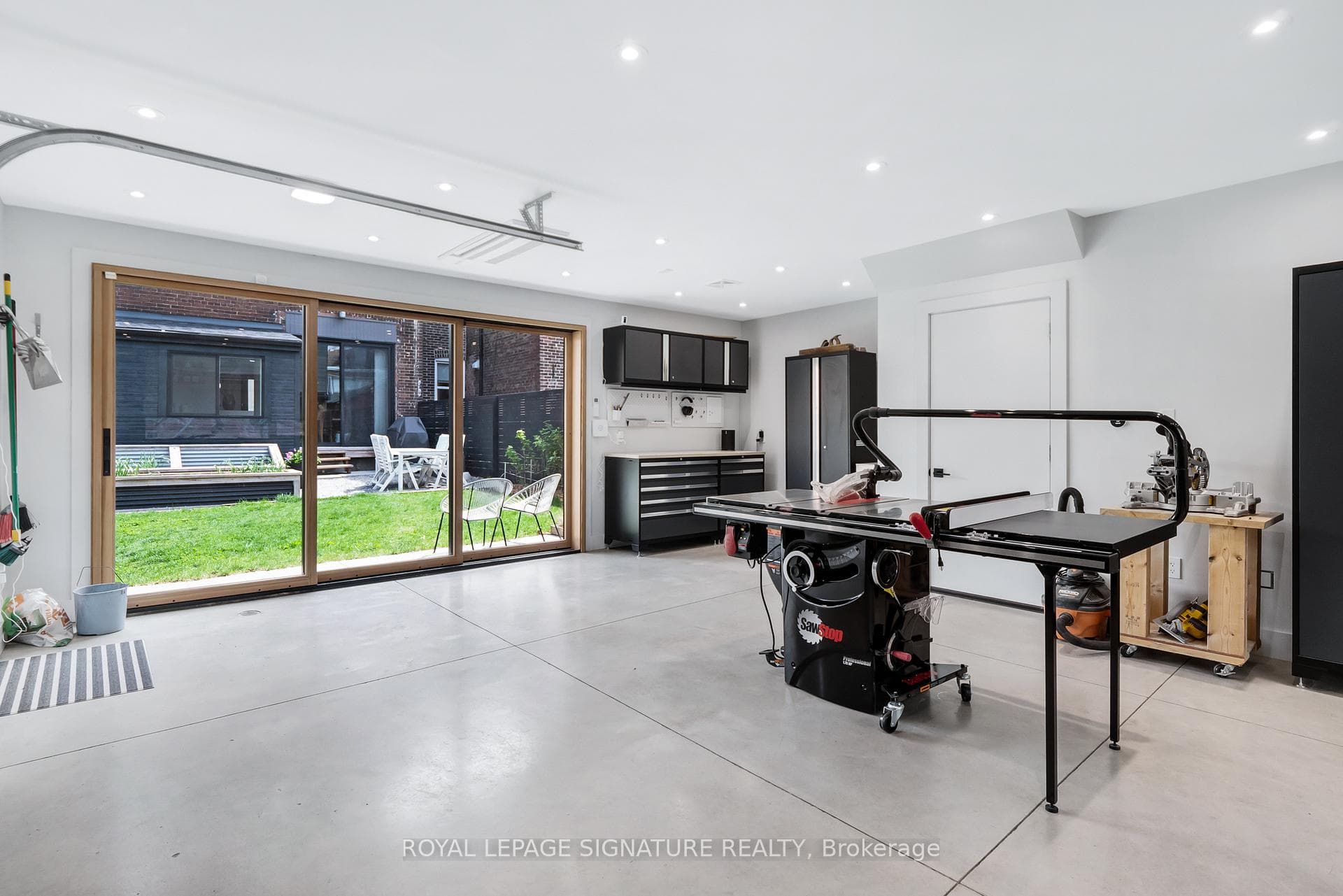 54 Dewhurst Boulevard photo 35