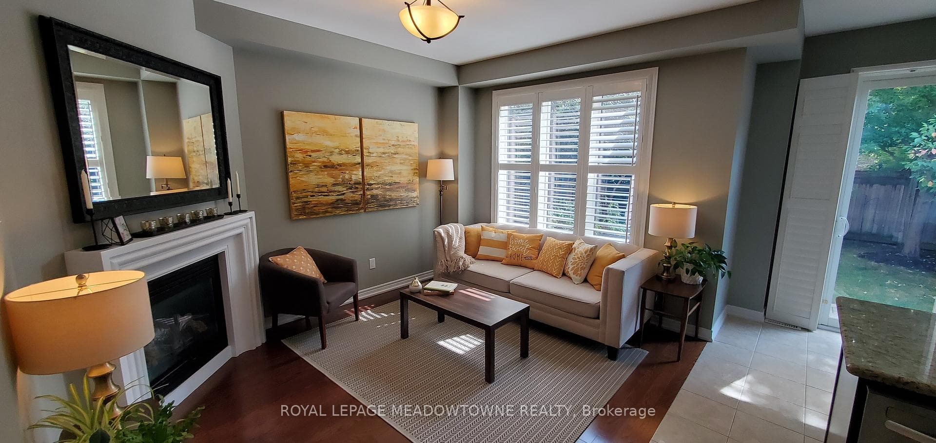 84 Reynolds Crescent photo 14