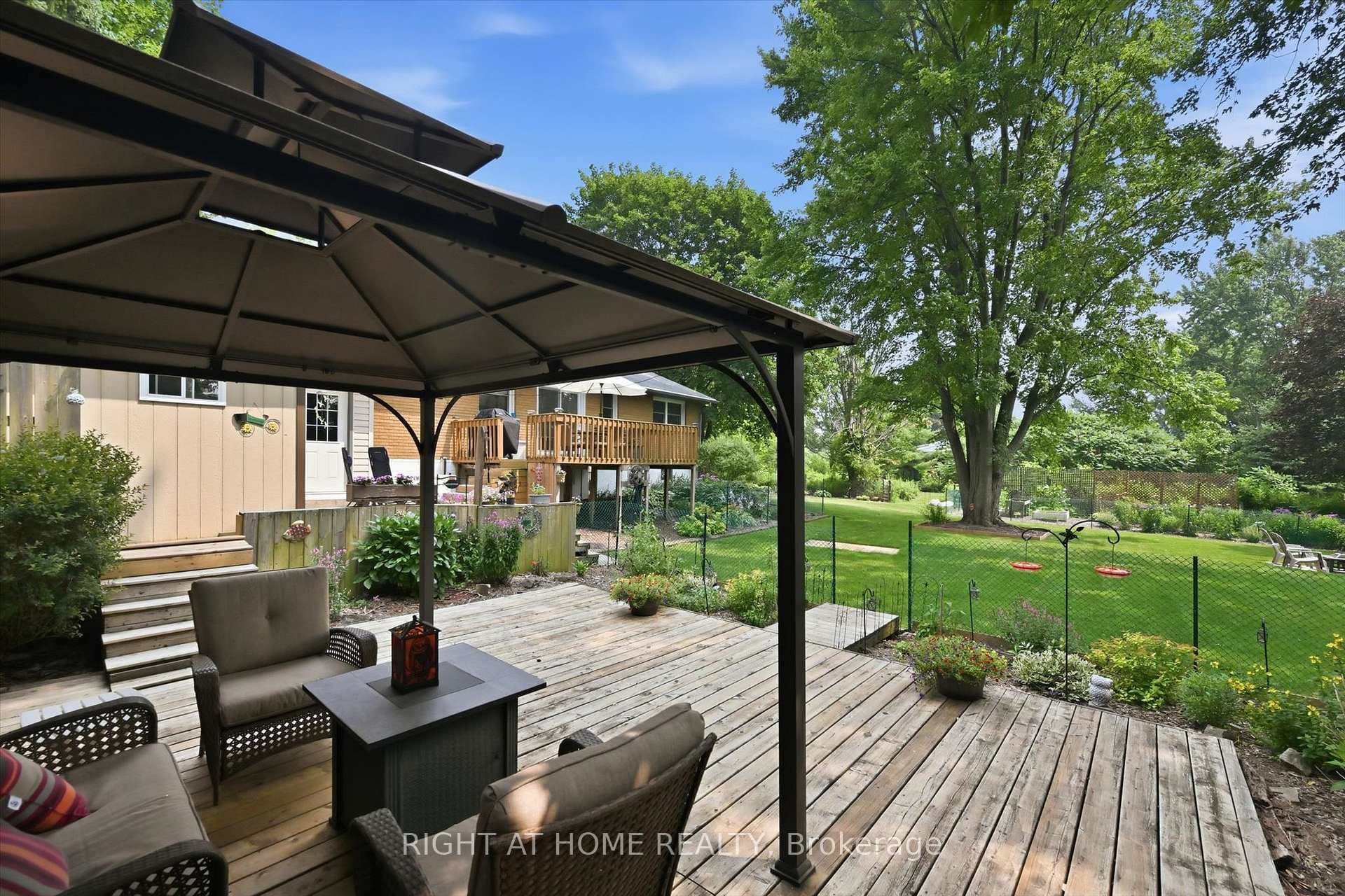 263 Weir's Lane photo 42