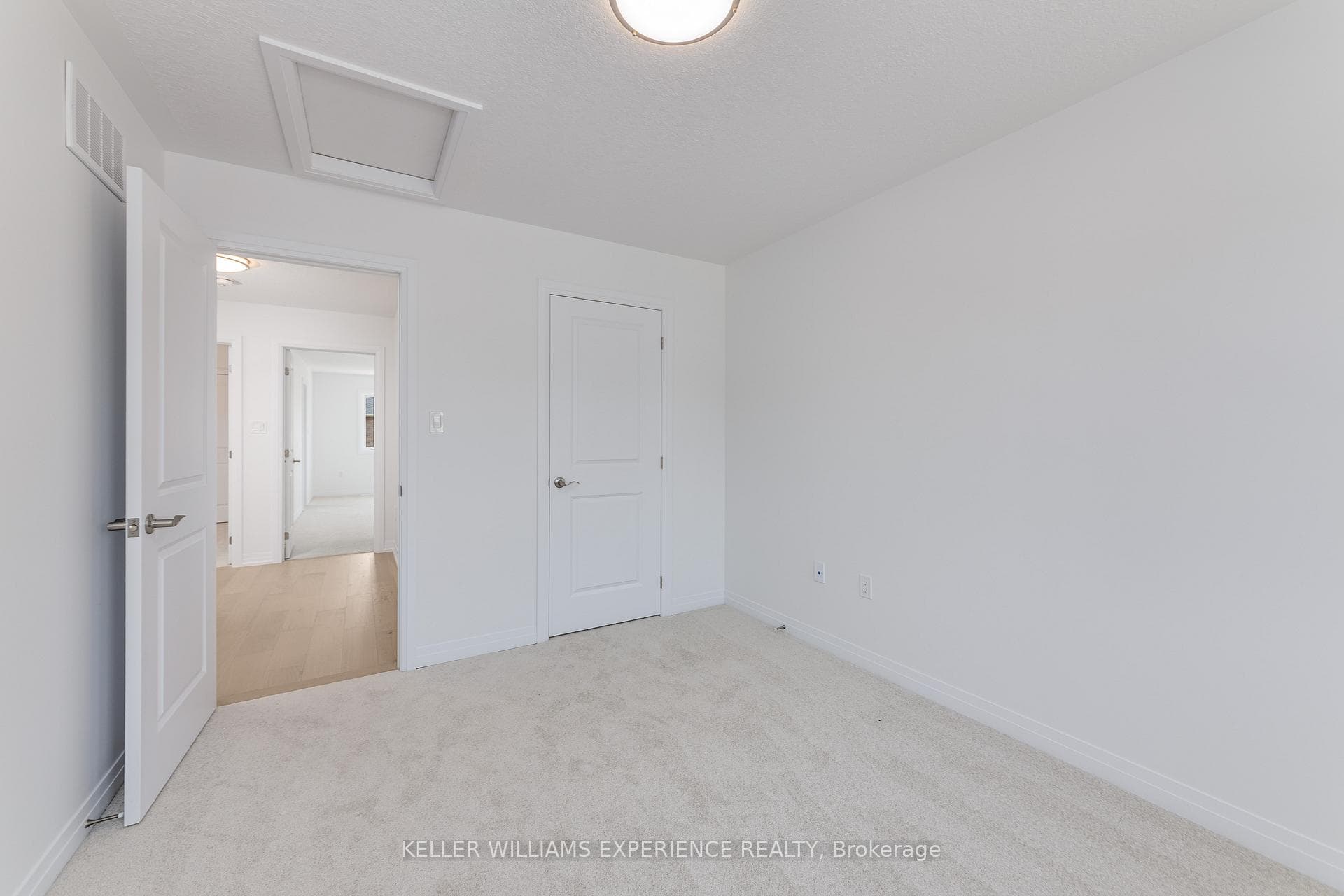 58 Sagewood Avenue photo 24