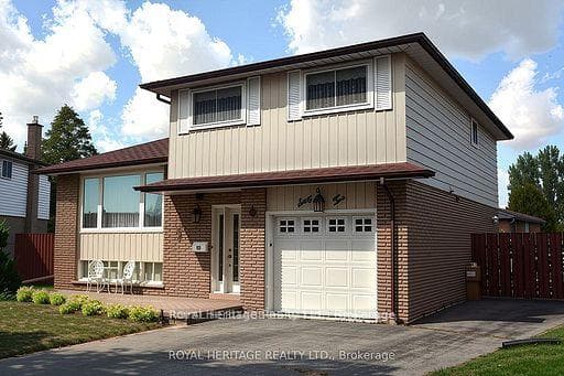 62 Brant Court photo 1