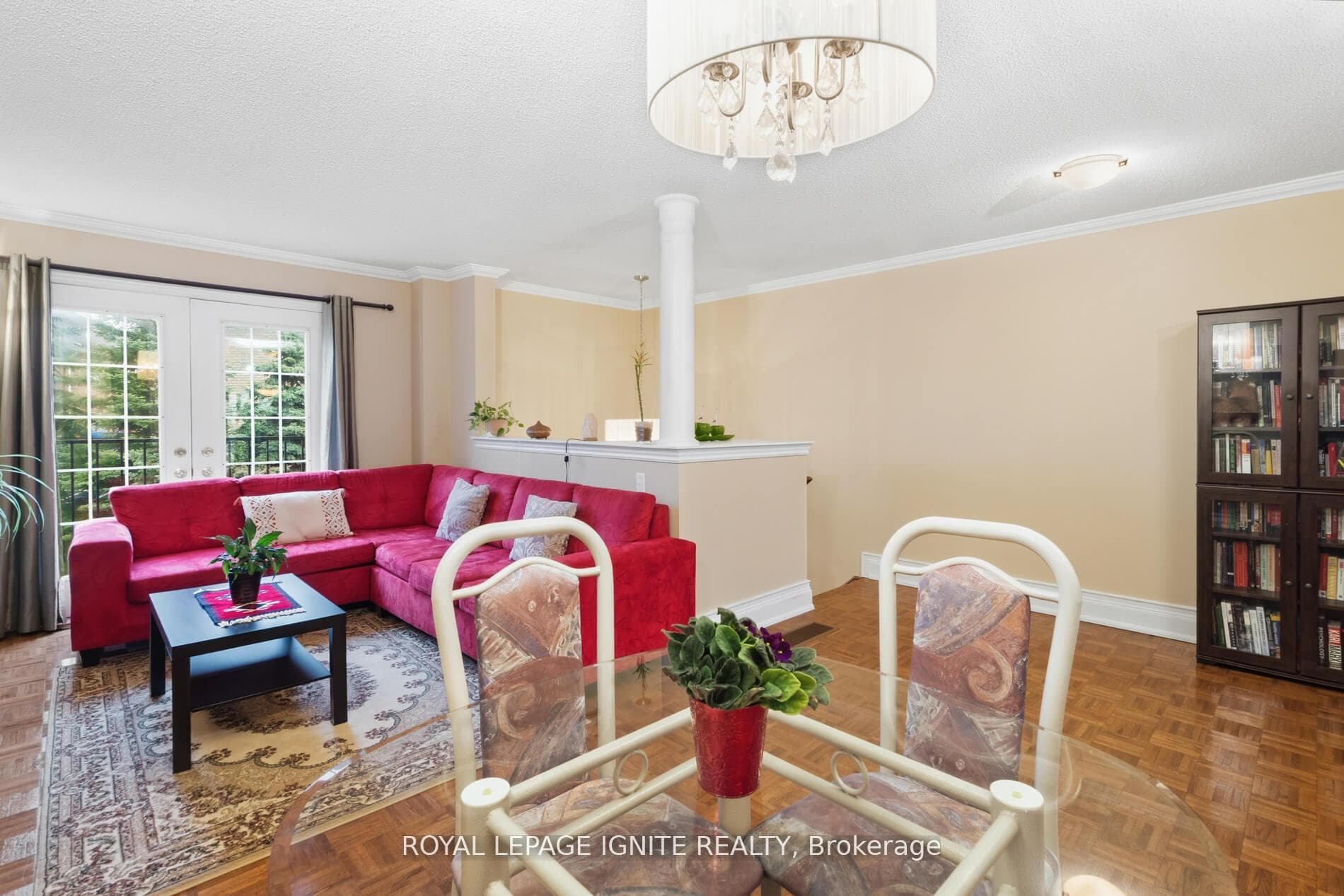 19 Foxchase Avenue Unit 37 photo 8