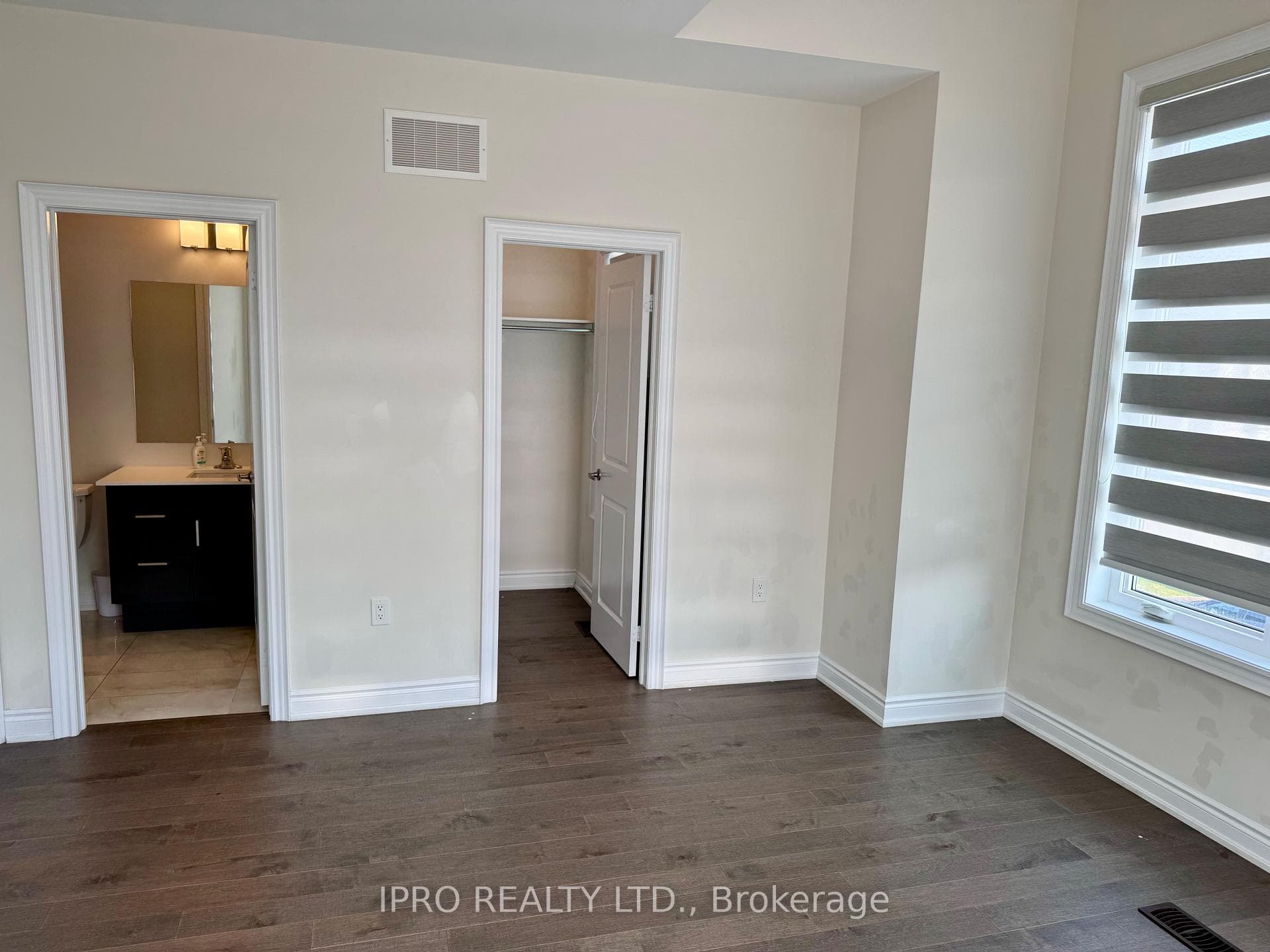 103 Mevira Gardens photo 31