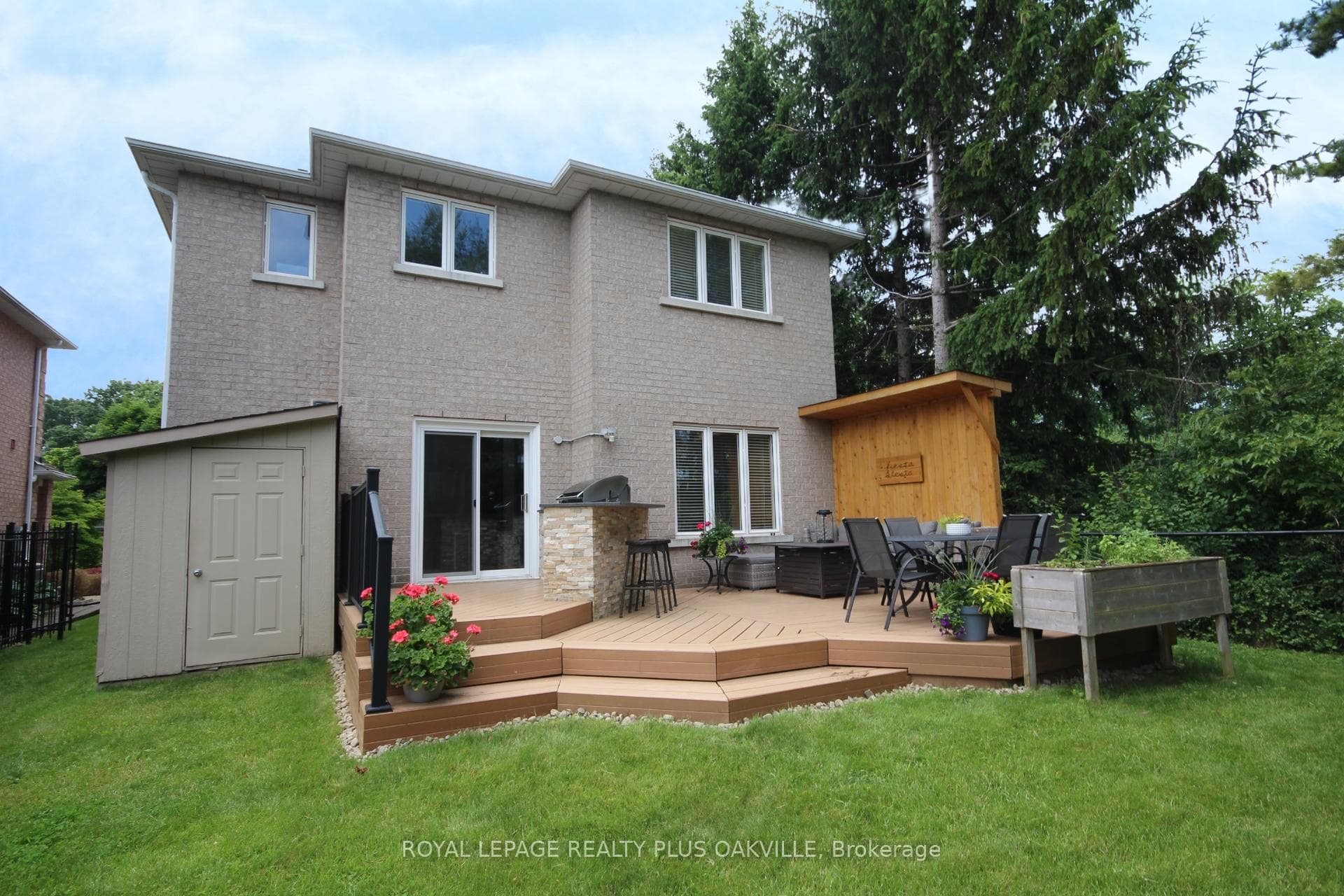 2185 Chatsworth Avenue photo 42