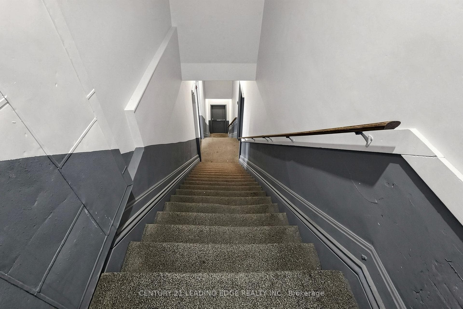 18 Brock Street Unit 3 photo 5
