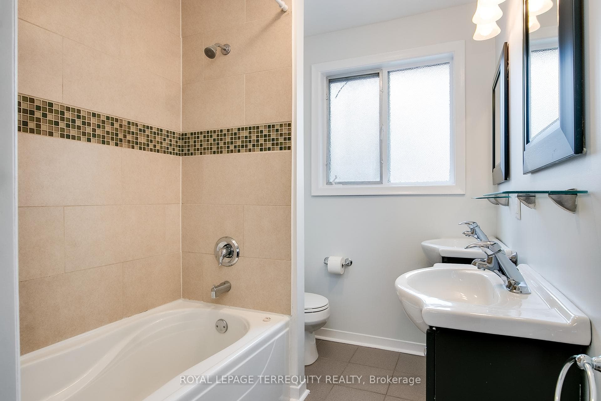 93 Searle Avenue photo 27