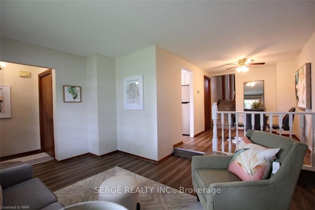 50 BUCHANAN Crescent photo 3