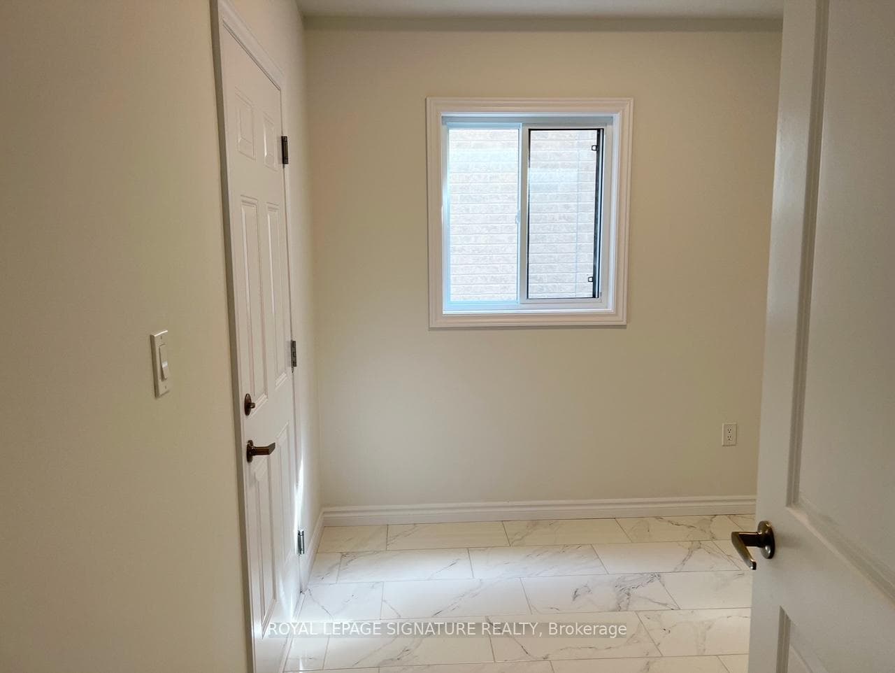 3128 Turner Crescent photo 7