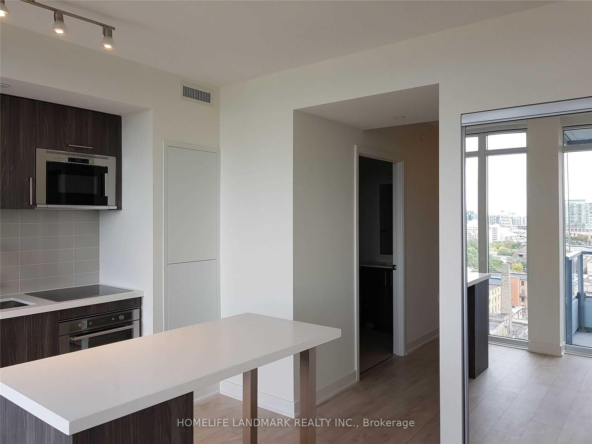 27 Bathurst Street Unit 1410W photo 3