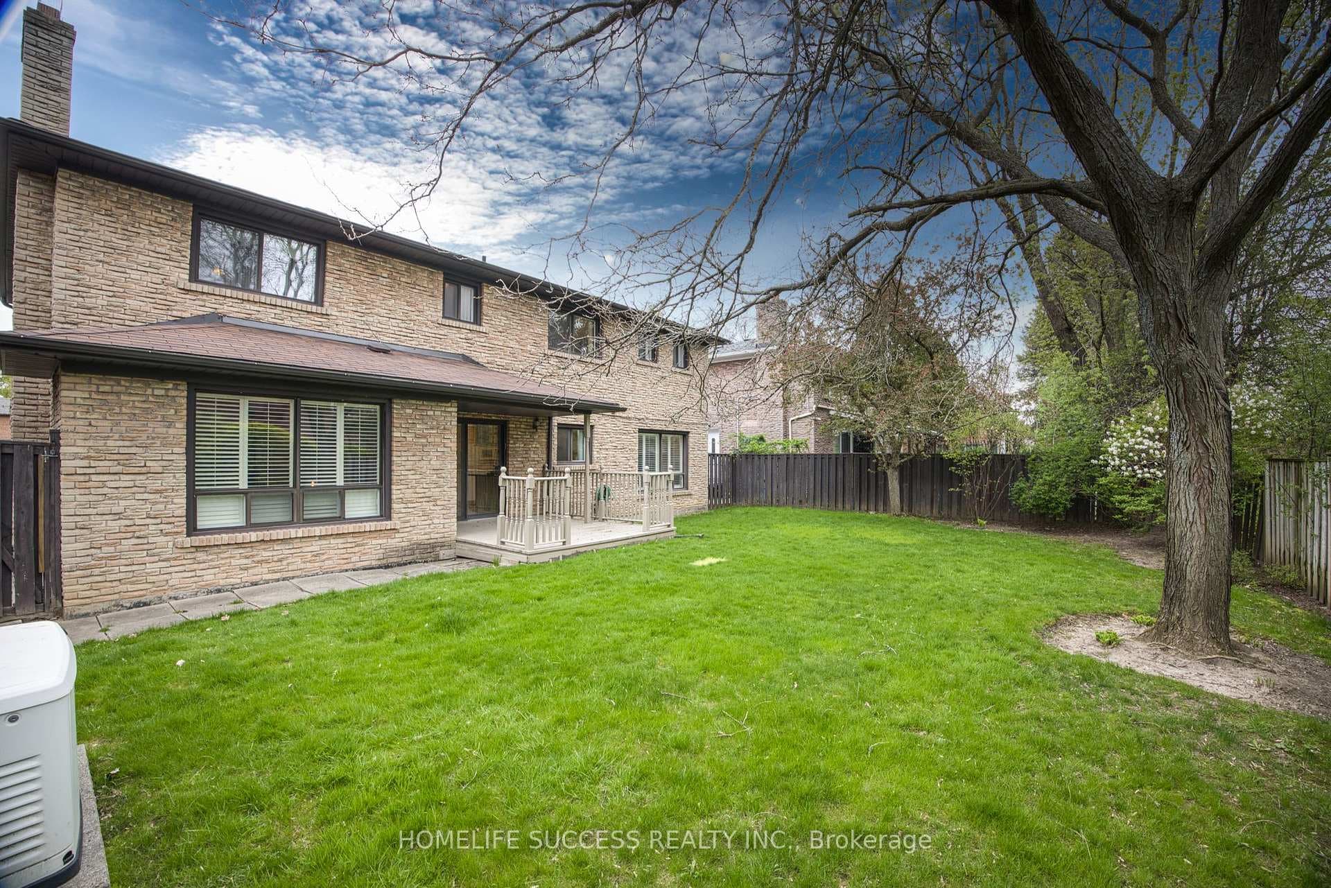 49 Beaverhall Drive photo 45