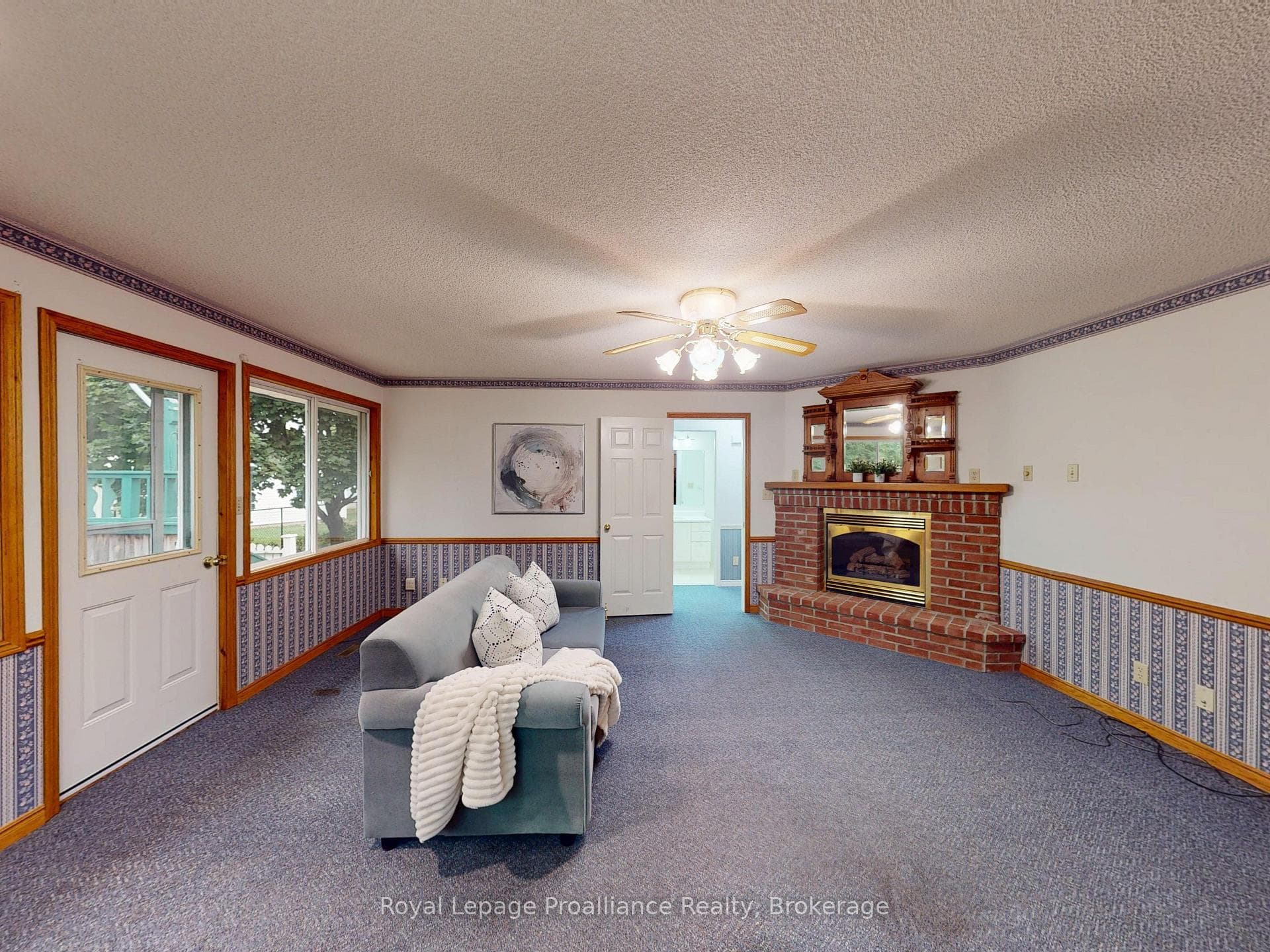 88 Westwind Crescent photo 27