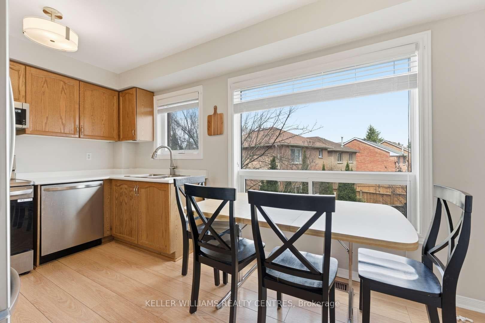 22 Ross Linton Drive photo 5