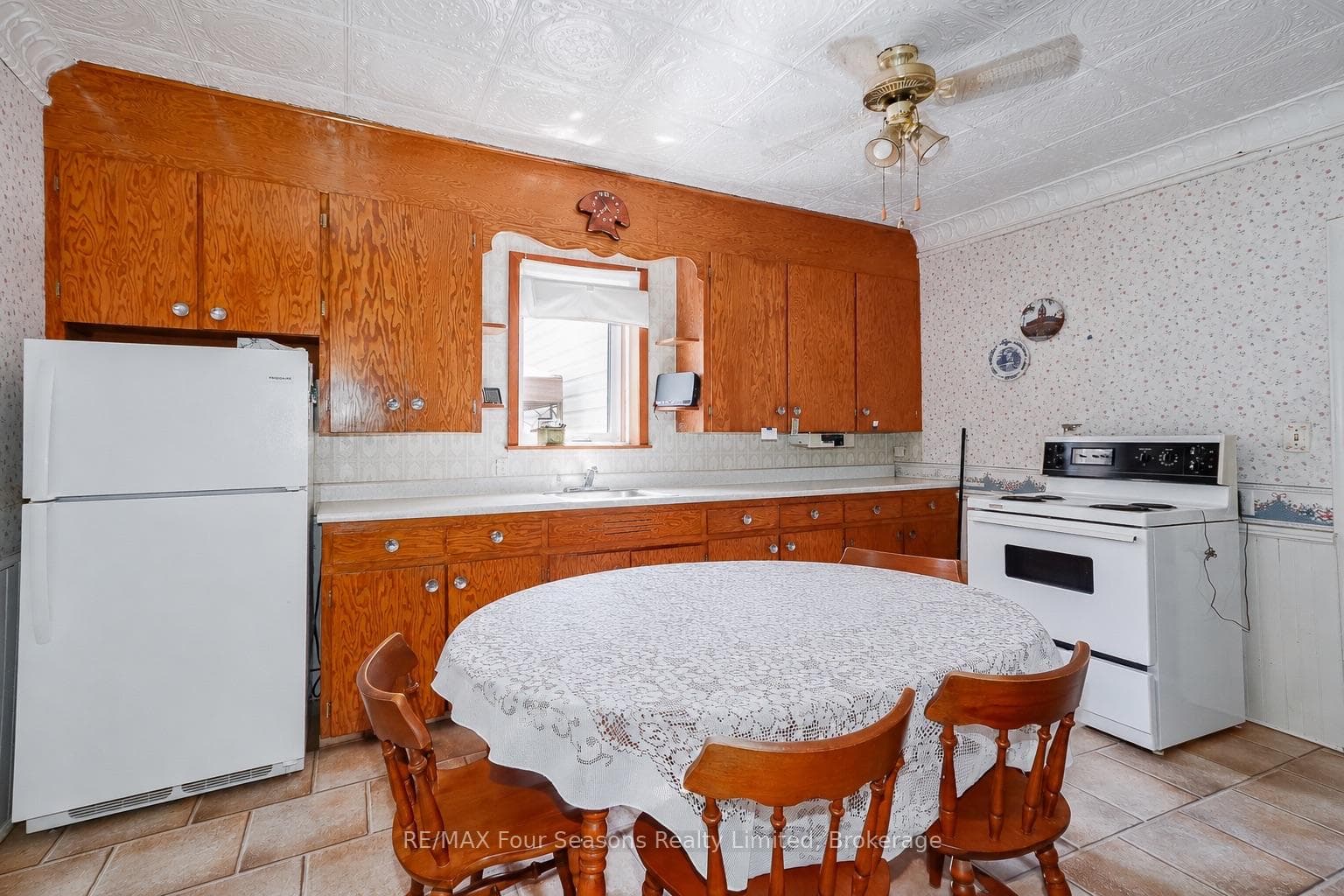 201 Sunnidale Street photo 12