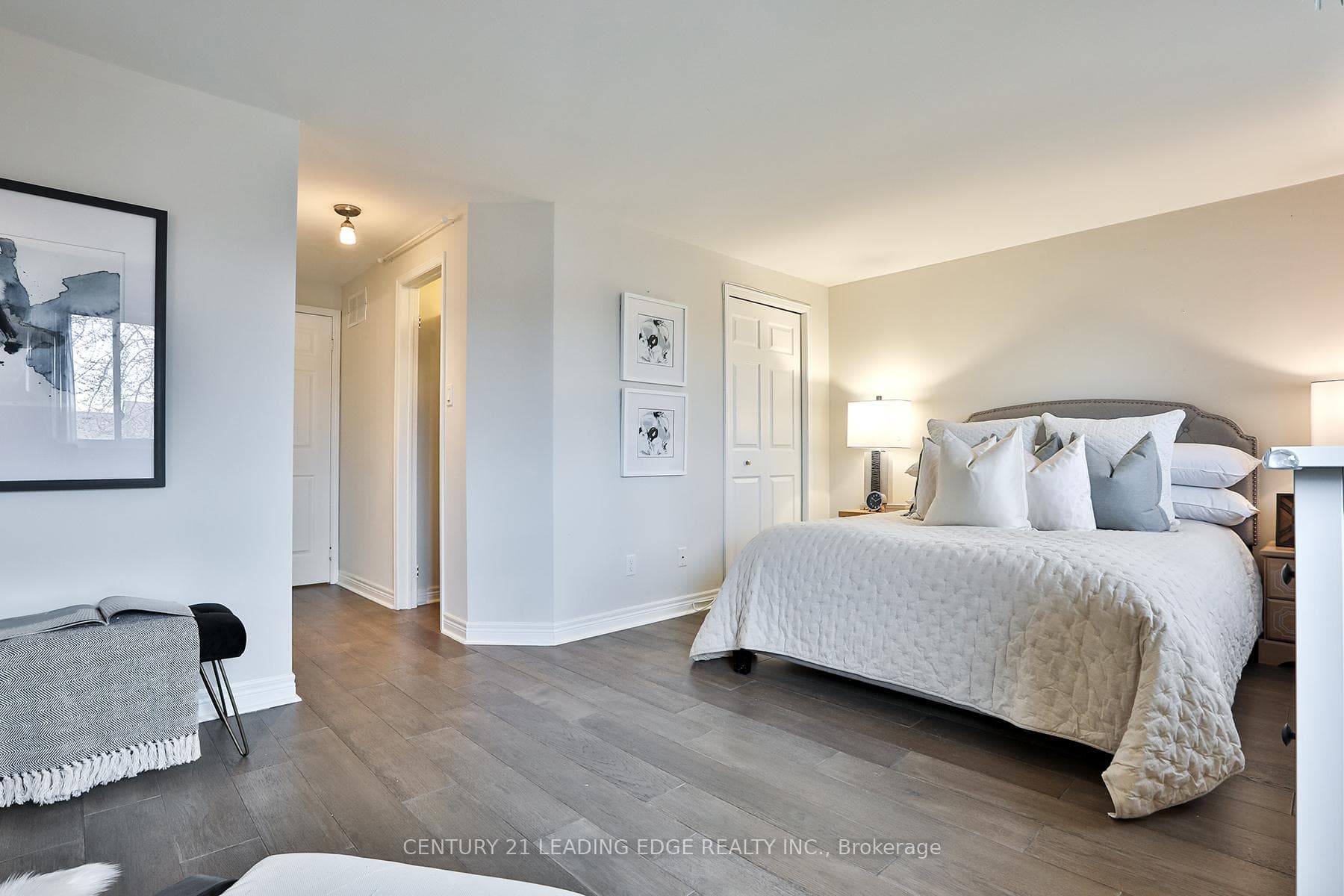 1060 Longbow Drive photo 24