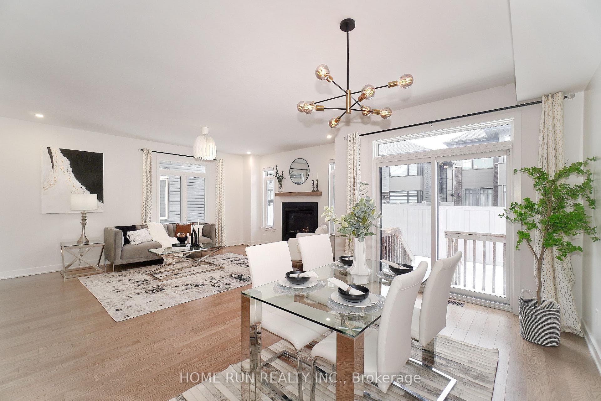 1051 HYDRANGEA Avenue photo 15