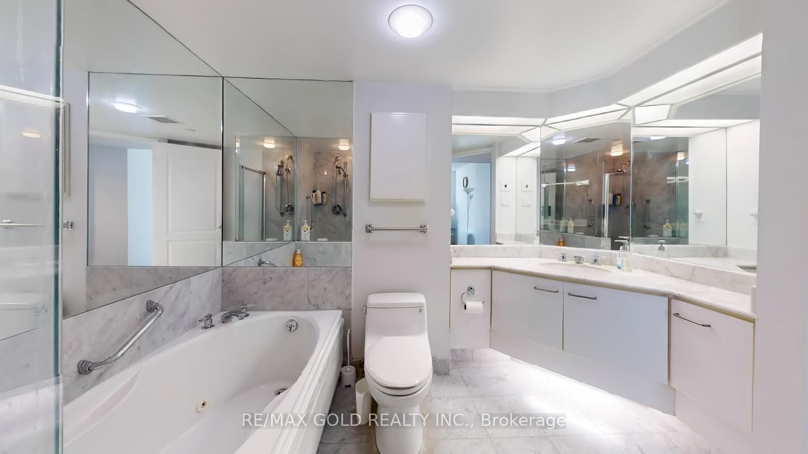 38 Elm Street Unit 3003 photo 16