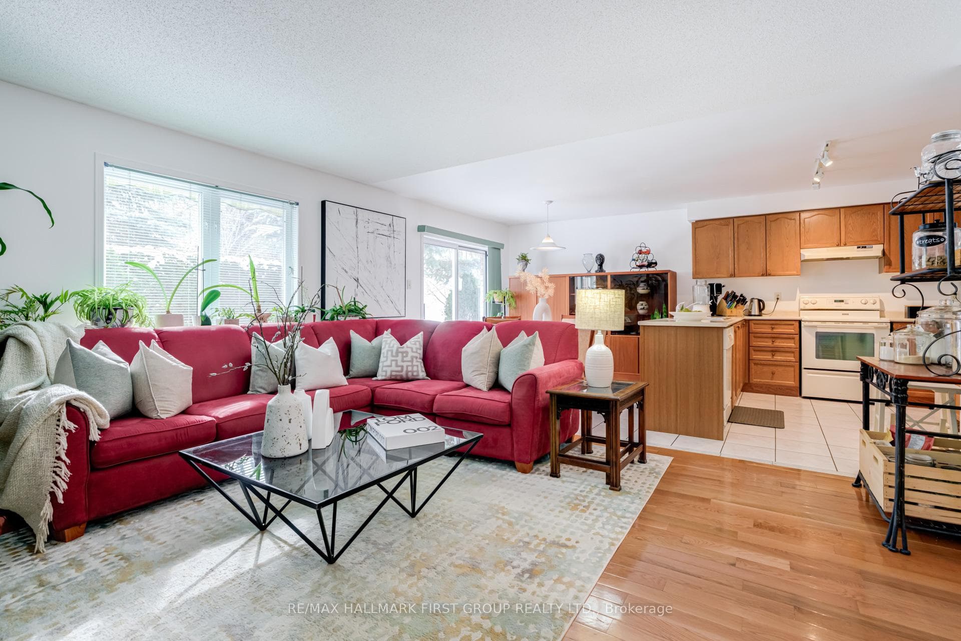 33 Sabbe Crescent photo 11