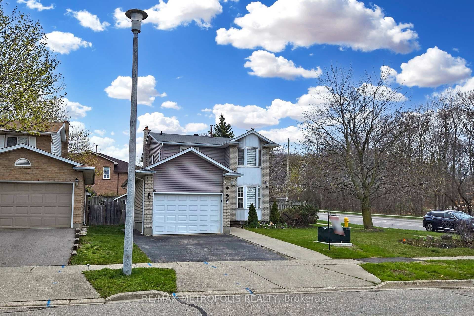 3 Cindy Avenue photo 2