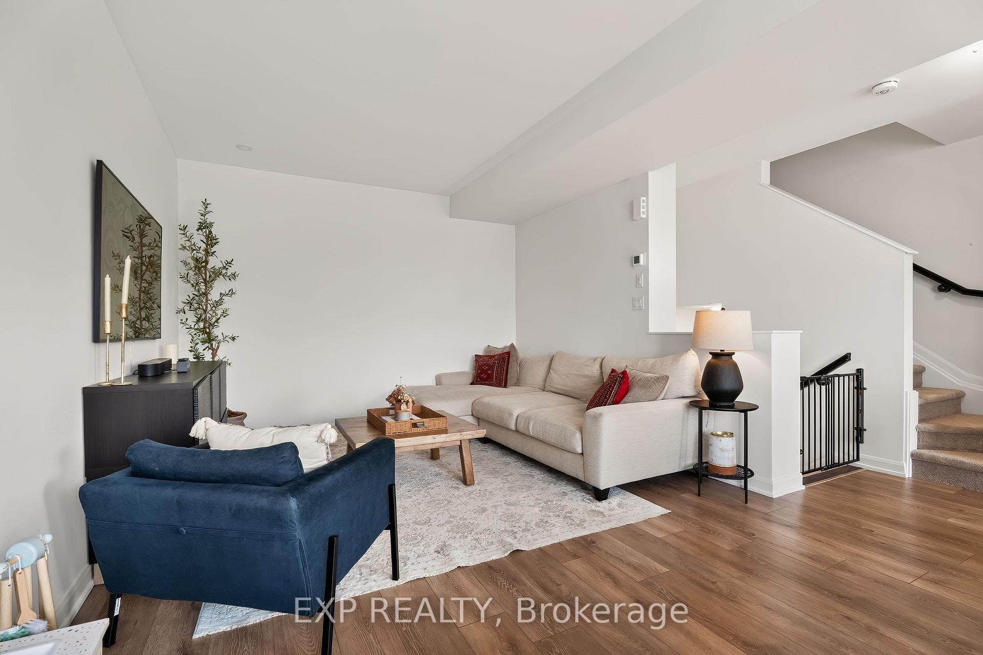 532 Aglish Mews photo 11