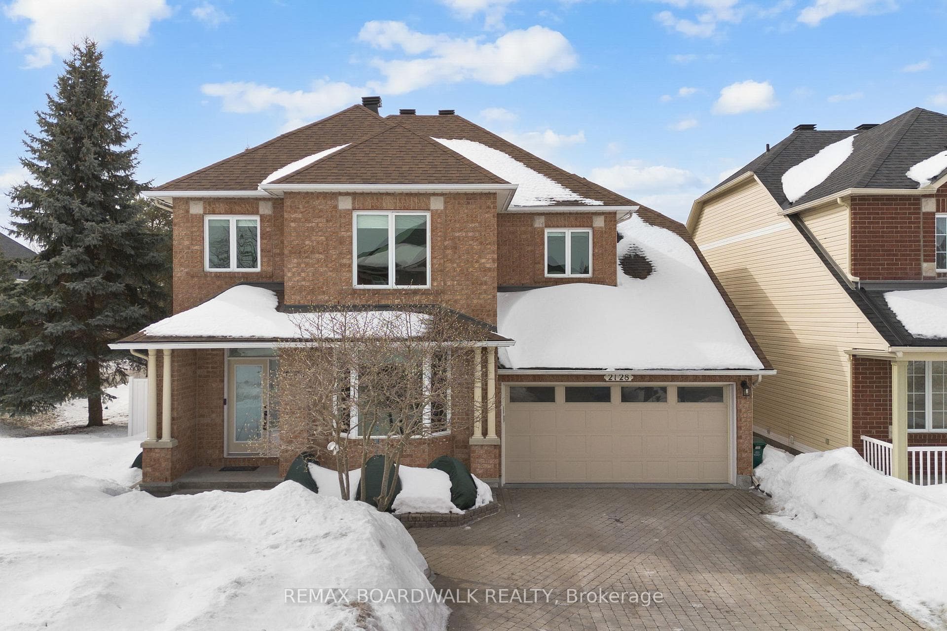 2128 Rexton Street photo 2