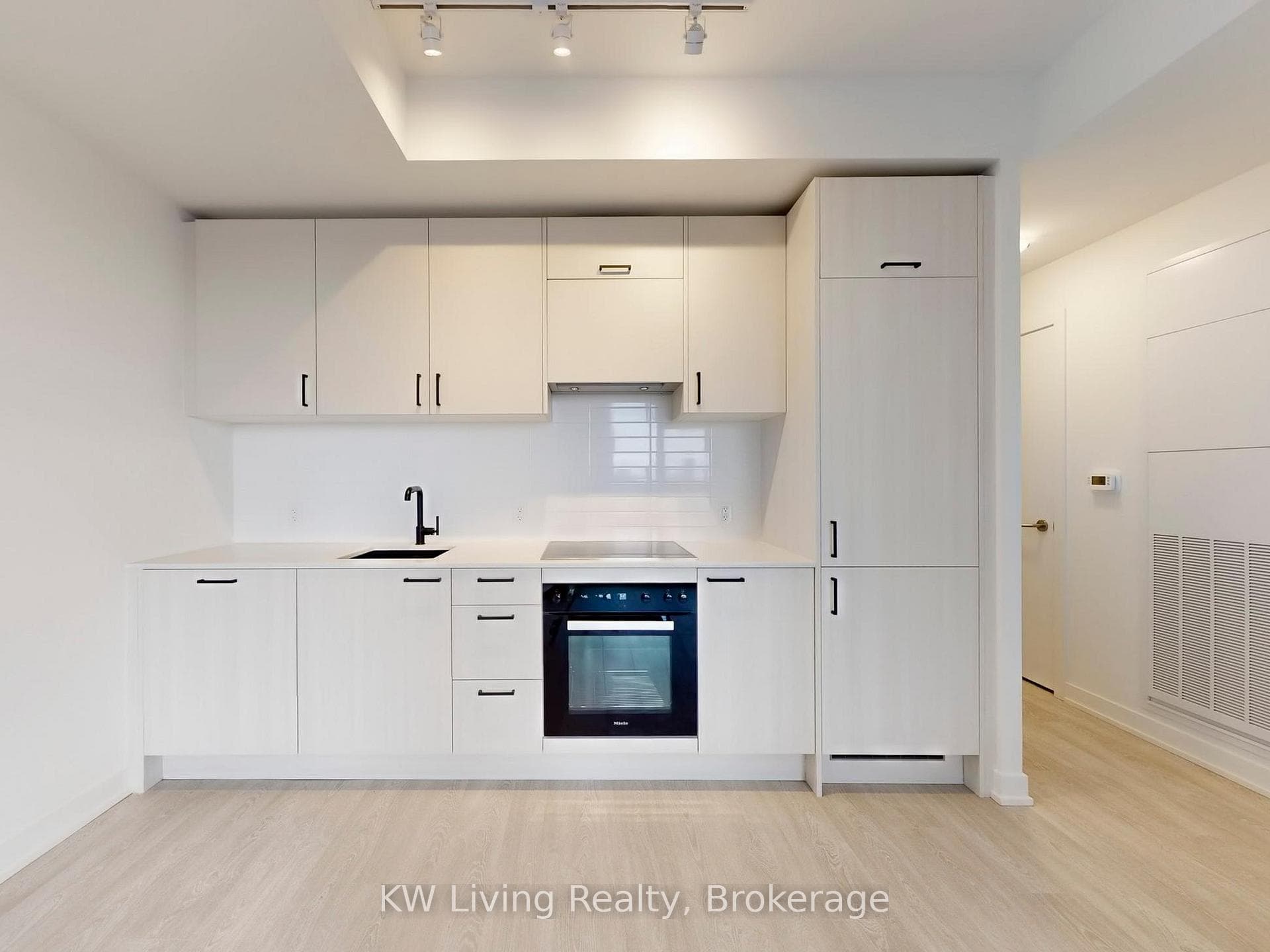 1 Quarrington Lane Unit 1620 photo 11