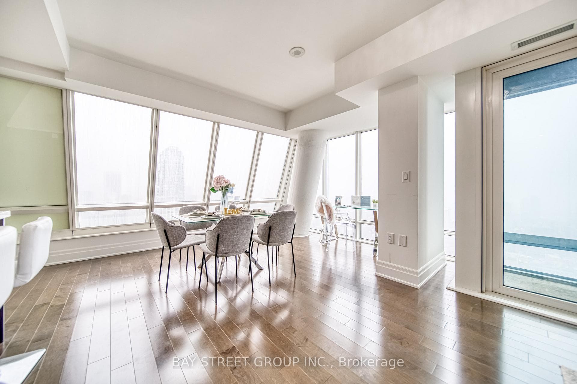 8 The Esplanade N/A Unit 5306 photo 14