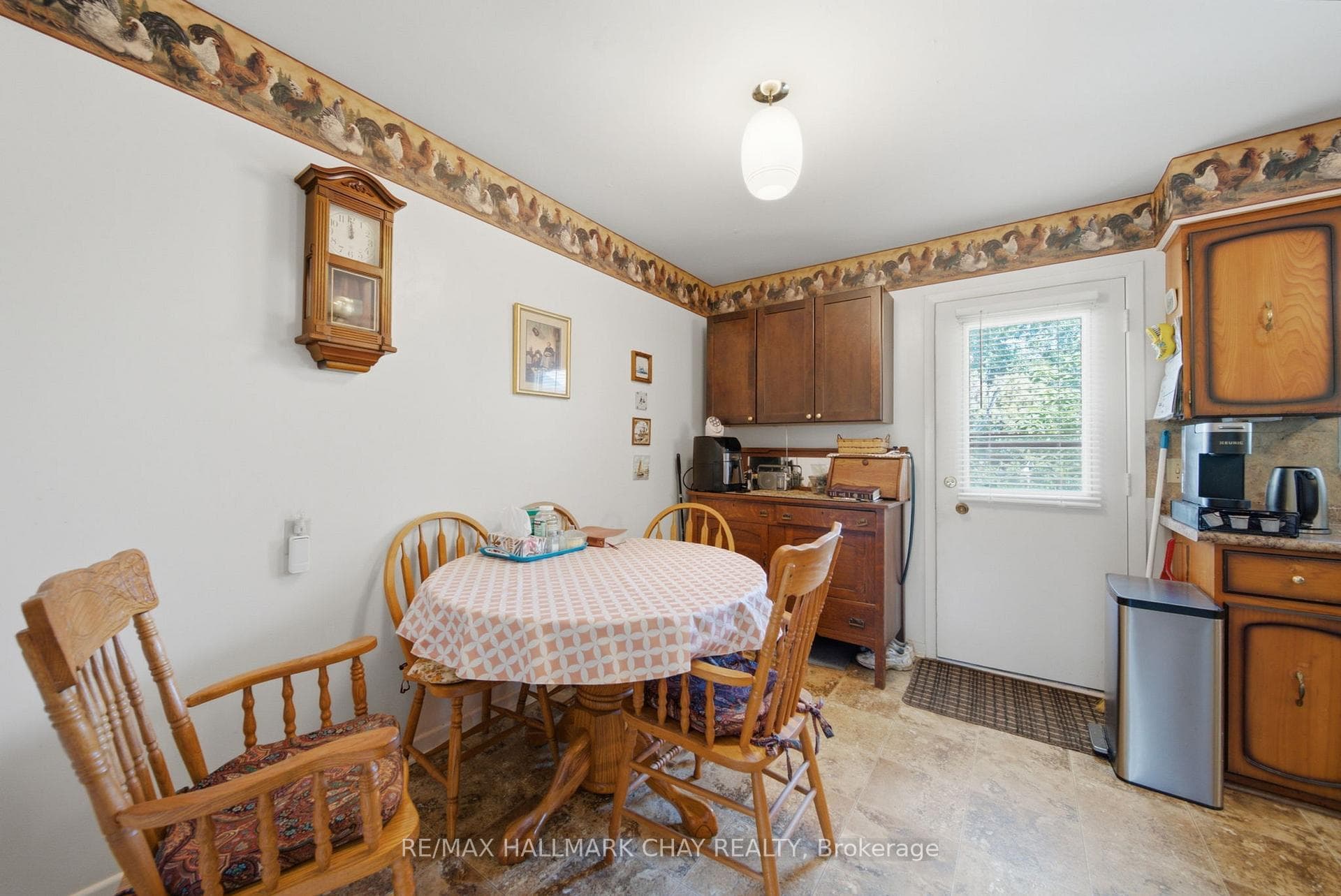 6 Highcroft Drive photo 15