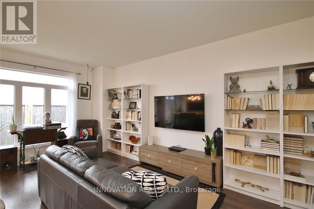 527 Rioja Street photo 16