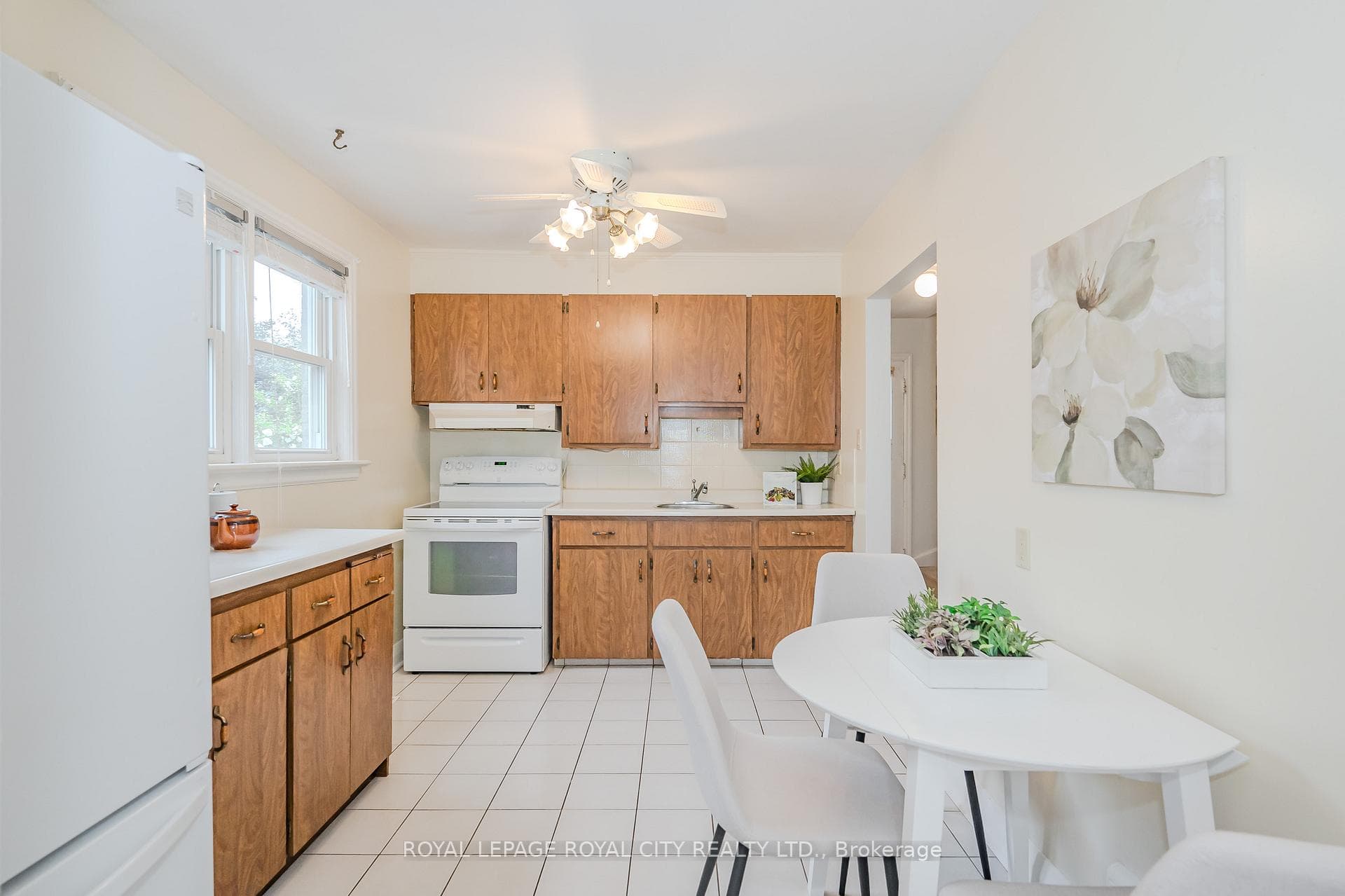 25 Vancouver Drive photo 14