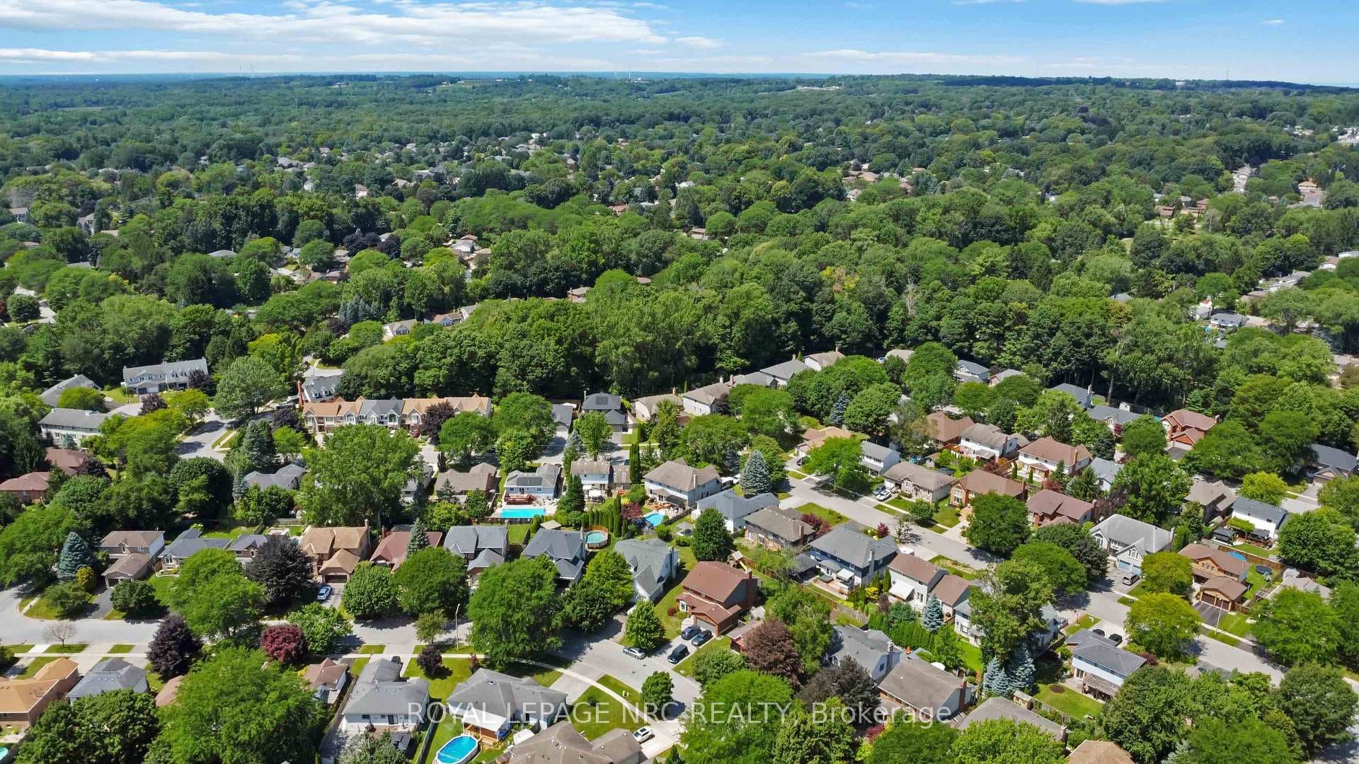 23 Woodside Square photo 46