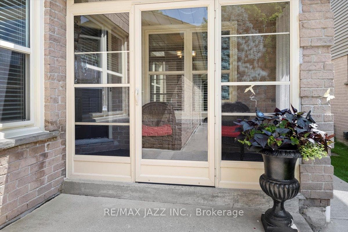 79 Hemingford Place photo 3