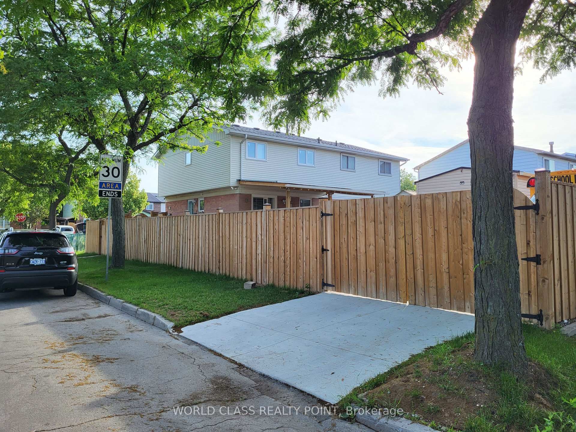 226 Mammoth Hall Trail Unit Main photo 3