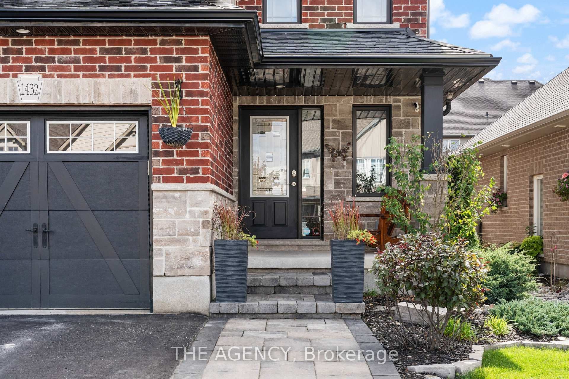 1432 Dunkirk Avenue photo 1