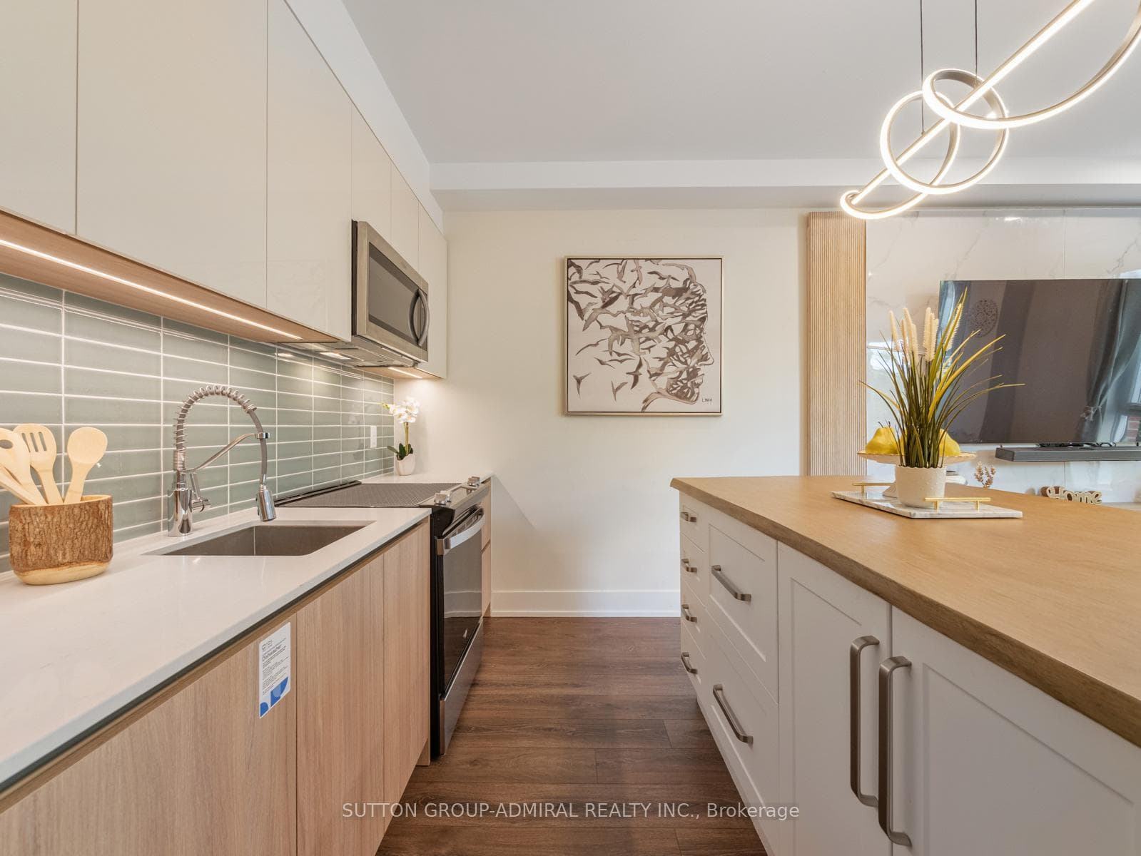 15 Maryport Avenue Unit 108 photo 12