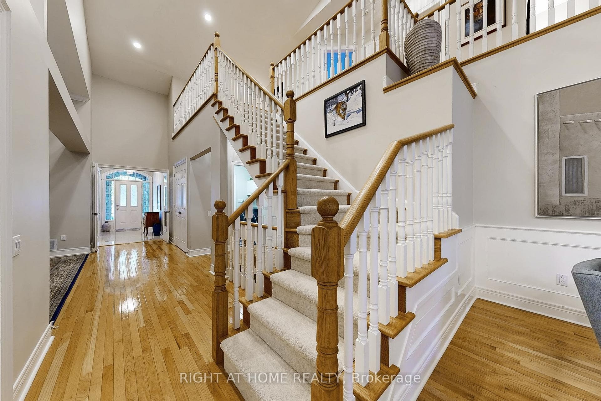 9 Arlington Way photo 21