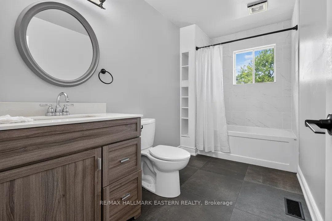 257 White Street photo 21