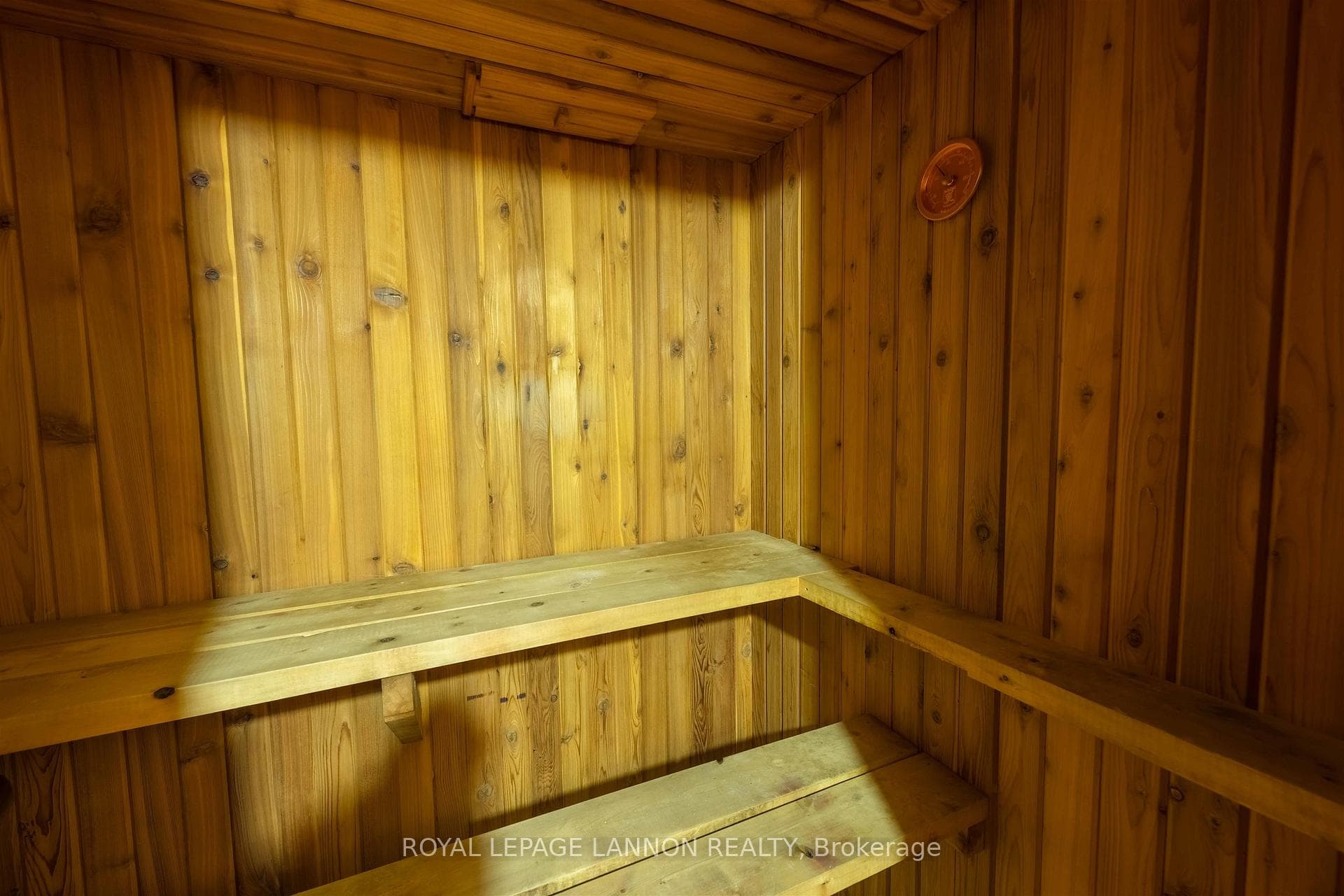136 Sherwood Dr photo 39