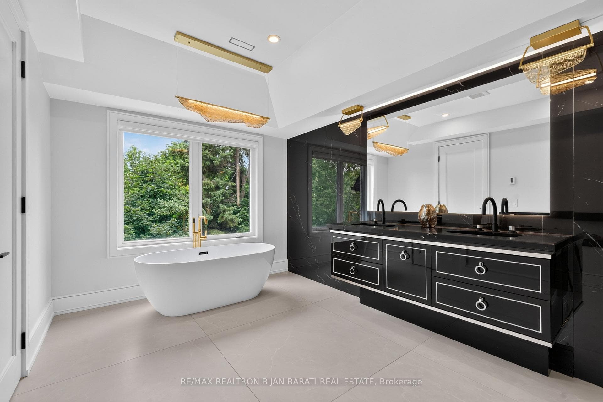 16 Wild Cherry Lane photo 30