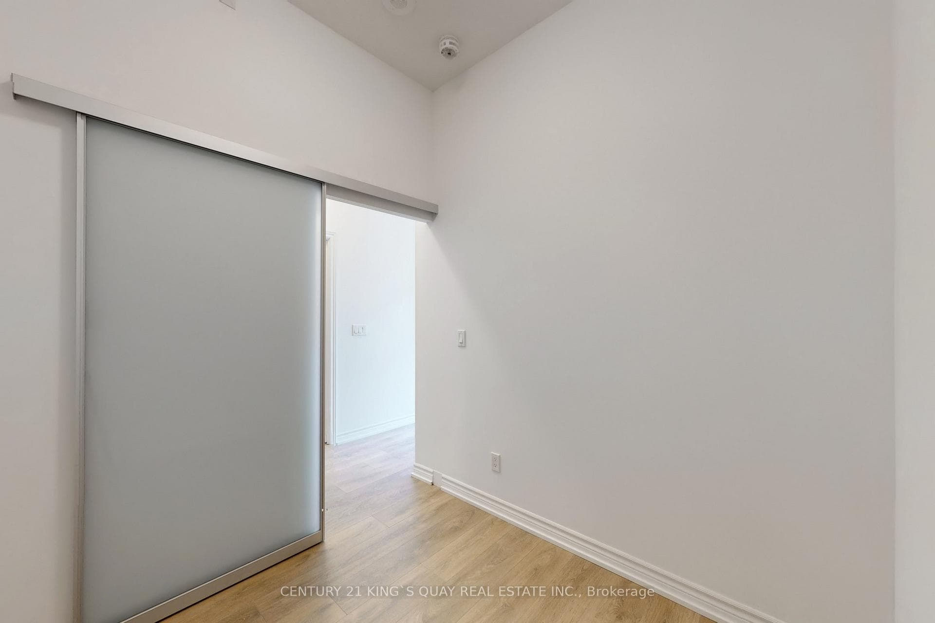 32 Forest Manor Road Unit 515 photo 17