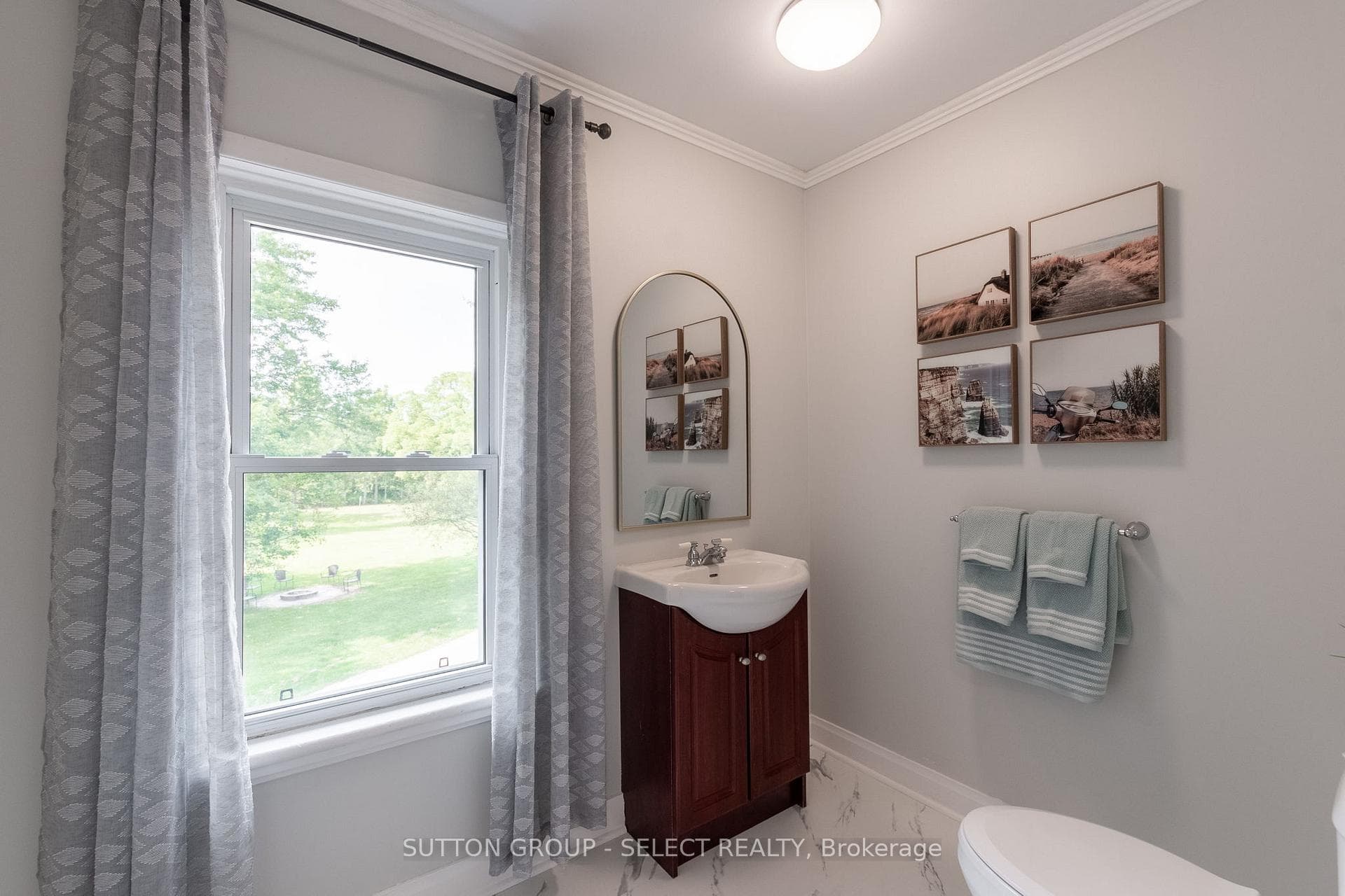 10086 Hedley Drive photo 32