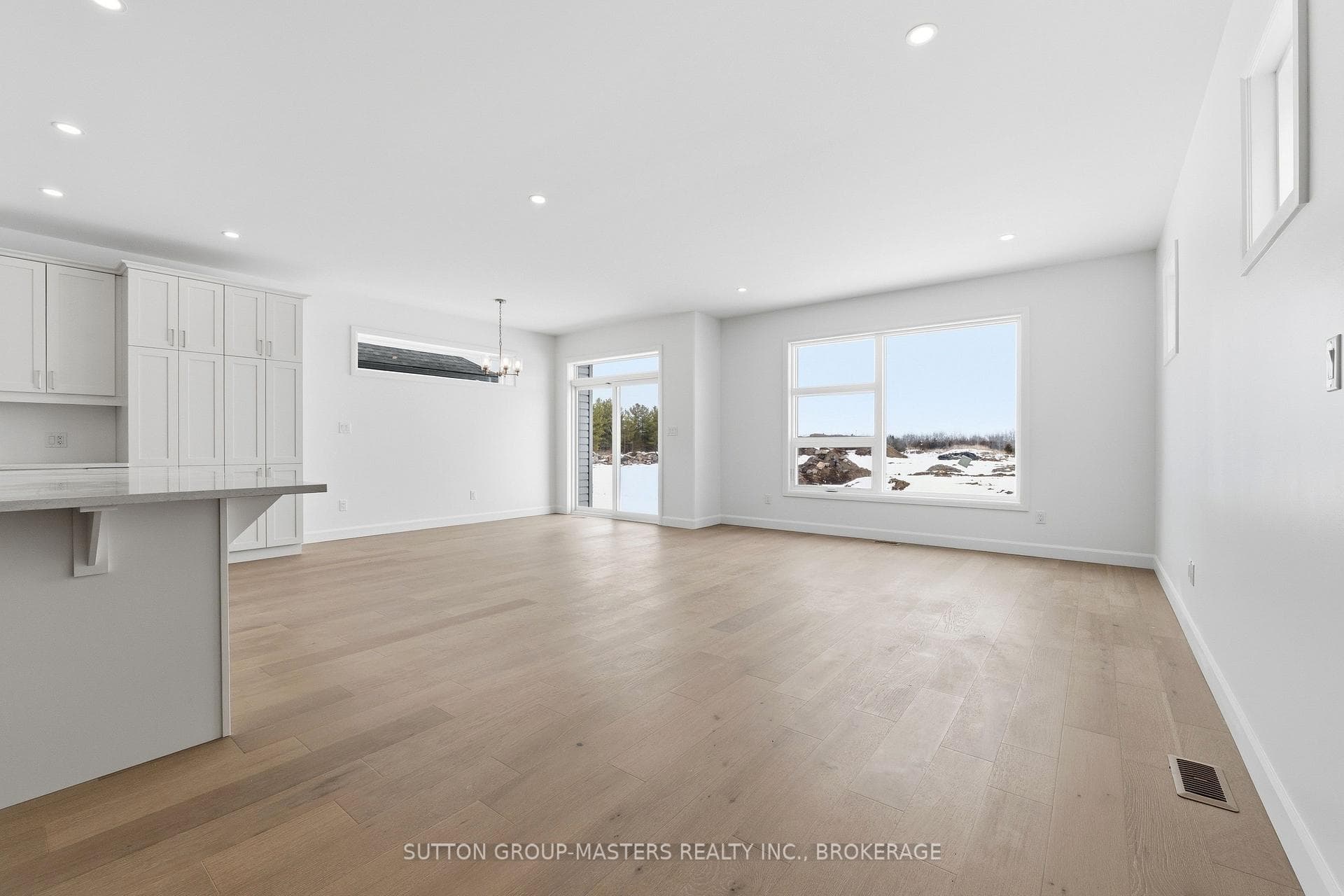 255 Pratt Drive photo 7