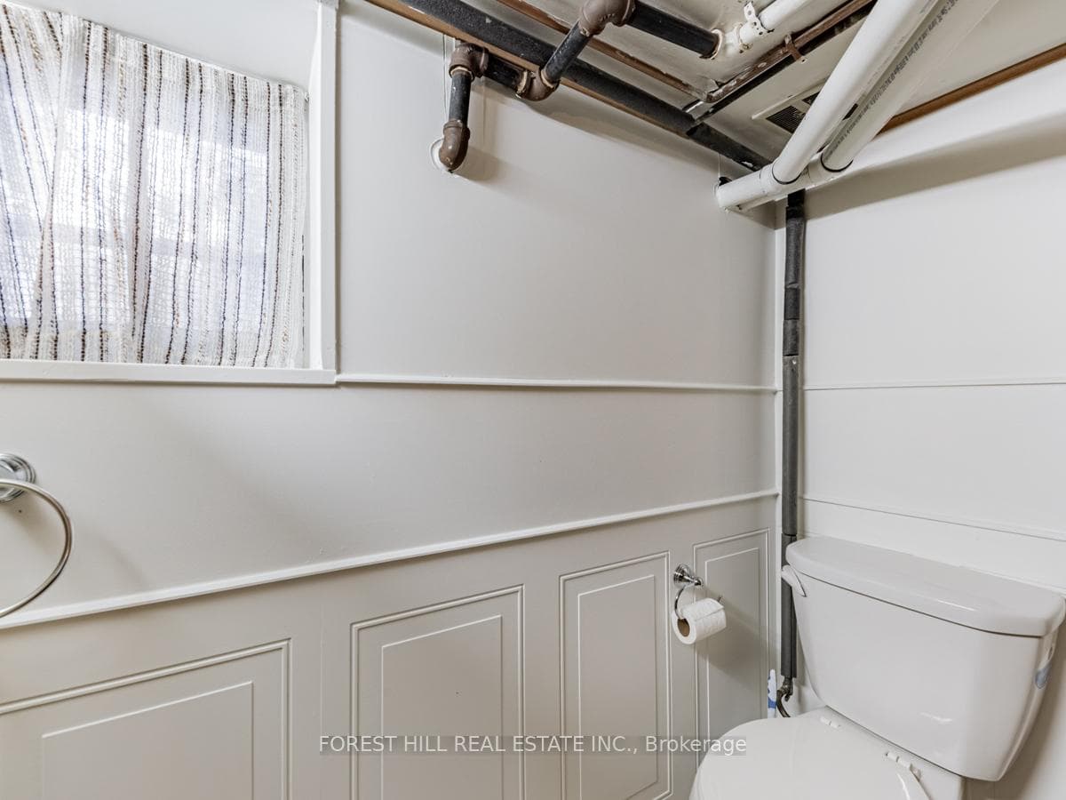 355 Belsize Drive photo 38
