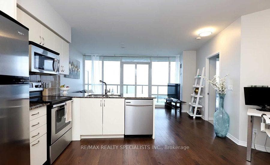 2230 Lake Shore Boulevard Unit 2508 photo 3