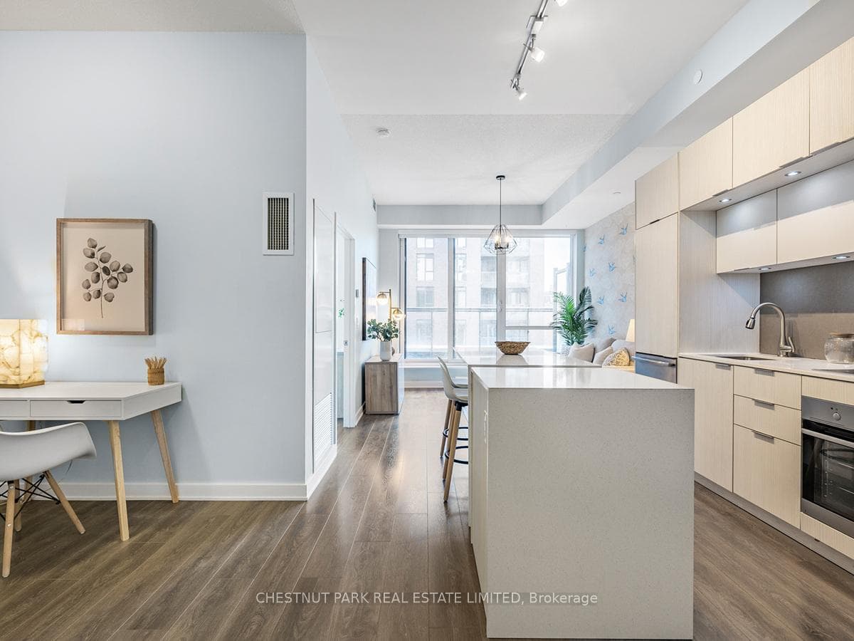 55 Regent Park Boulevard Unit 420 photo 2