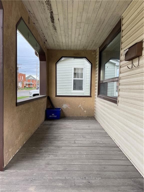 Covered front porch.