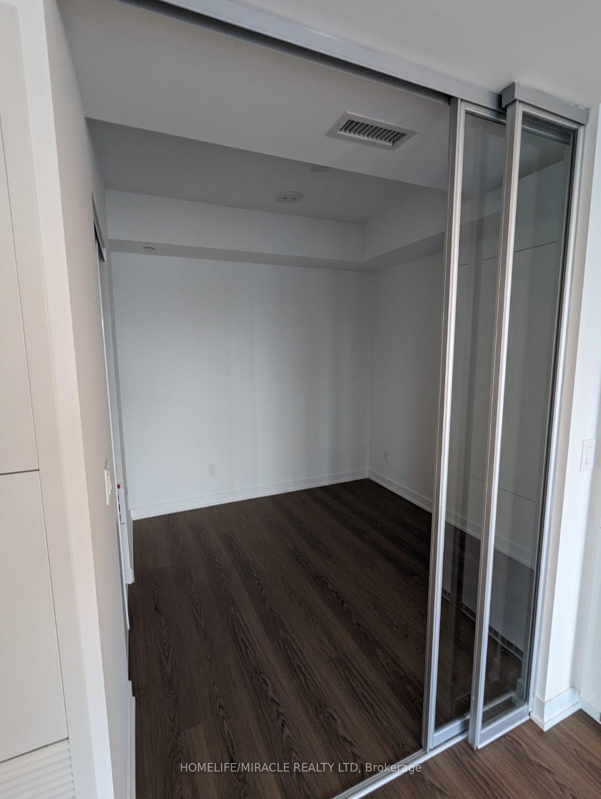 319 Jarvis Street Unit 2107 photo 8