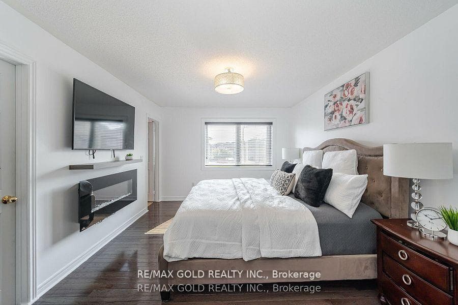 66 Brussels Avenue photo 19