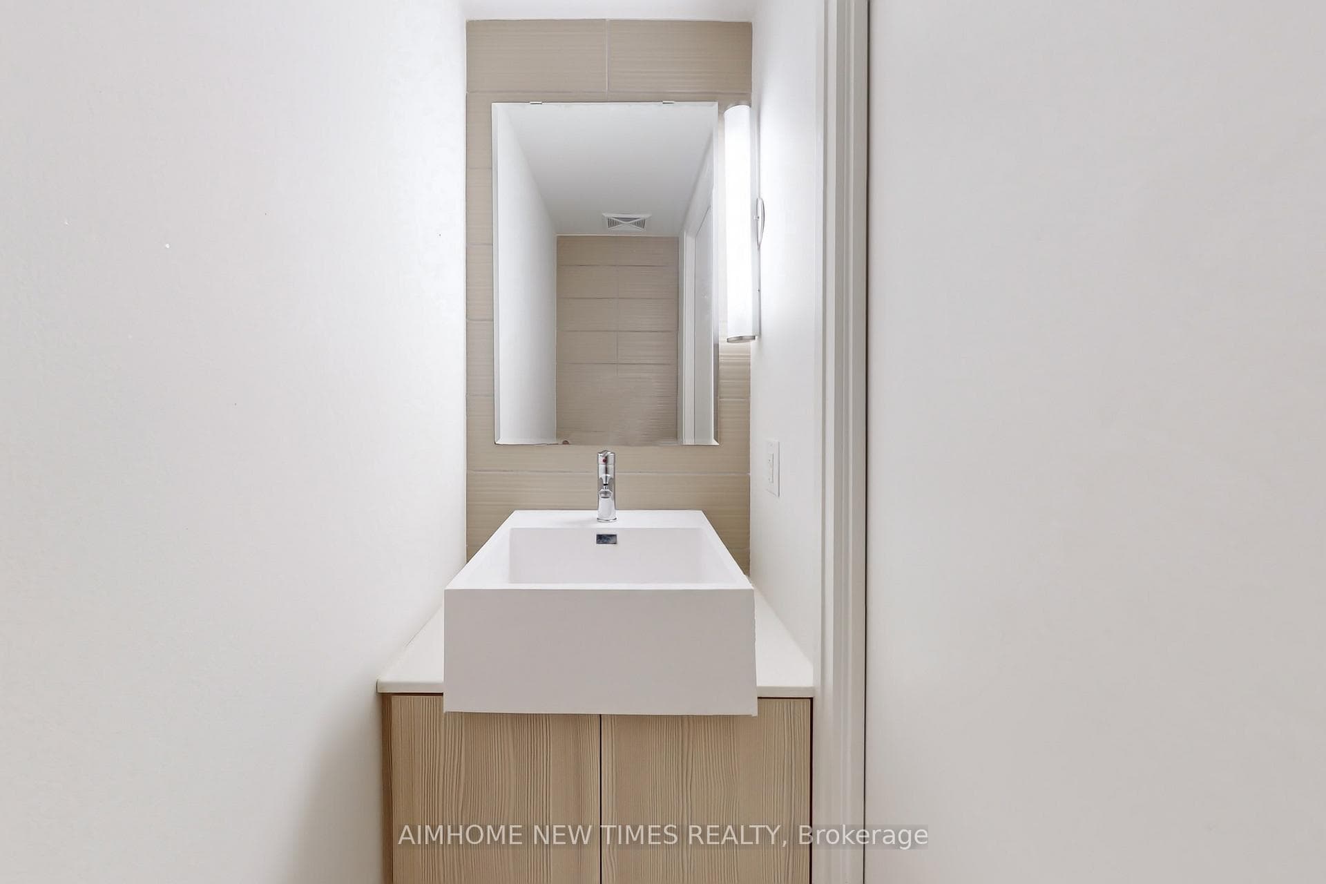 5 Hanna Avenue Unit 331 photo 14