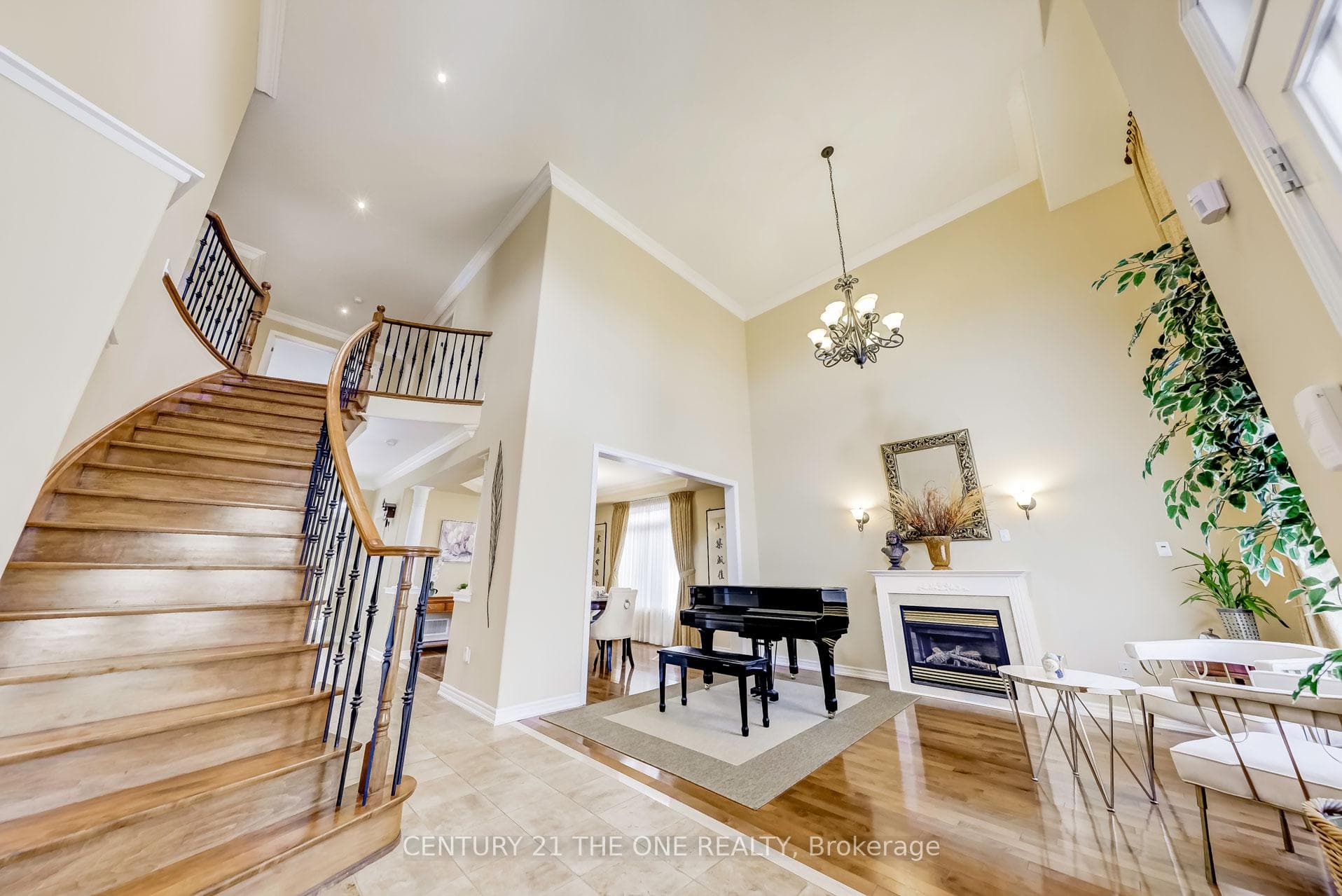 82 Ravine Edge Drive photo 5